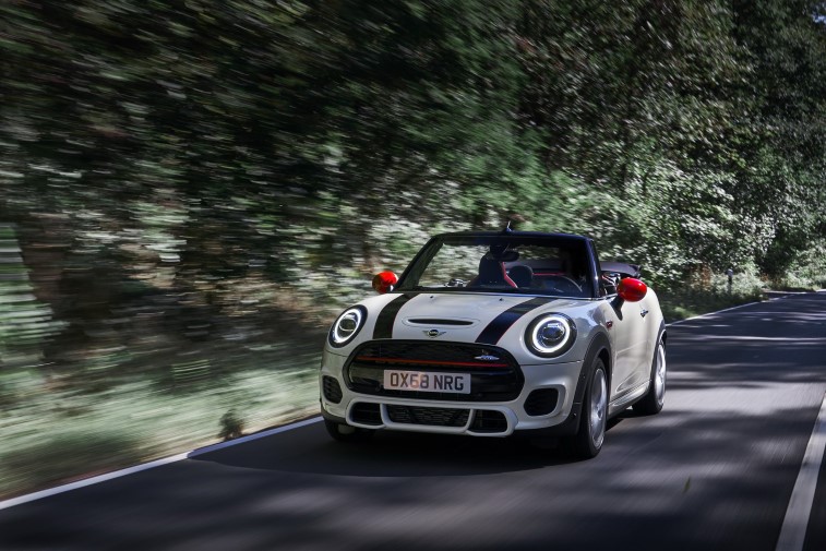 2019 Mini Cooper S JCW resim galerisi (19.12.2018)