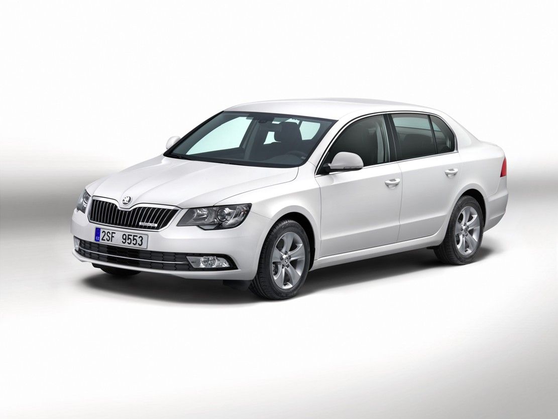 SKODA GREENLNE SERS RESM GALERS