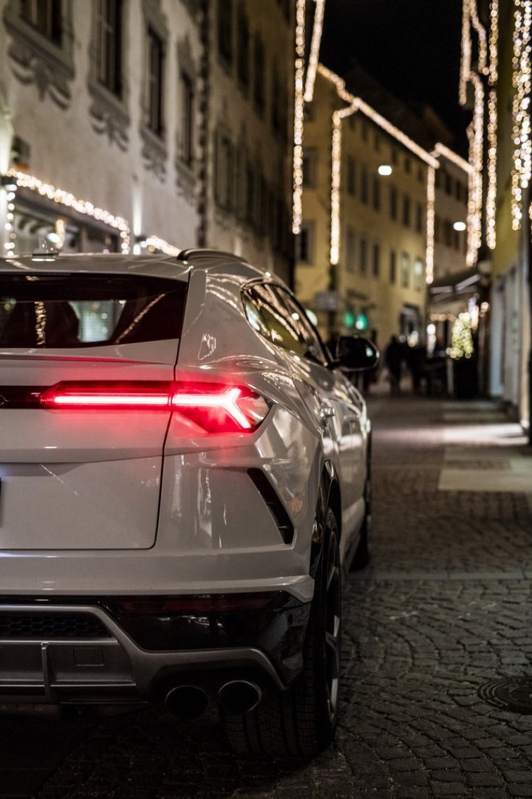 Lamborghini Urus resim galerisi (26.12.2018)