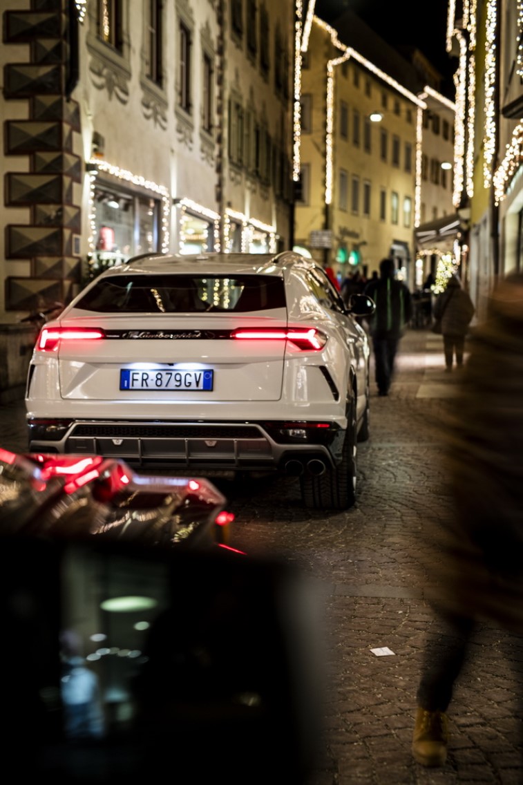 Lamborghini Urus resim galerisi (26.12.2018)