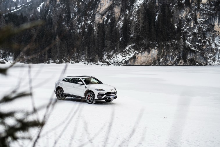 Lamborghini Urus resim galerisi (26.12.2018)