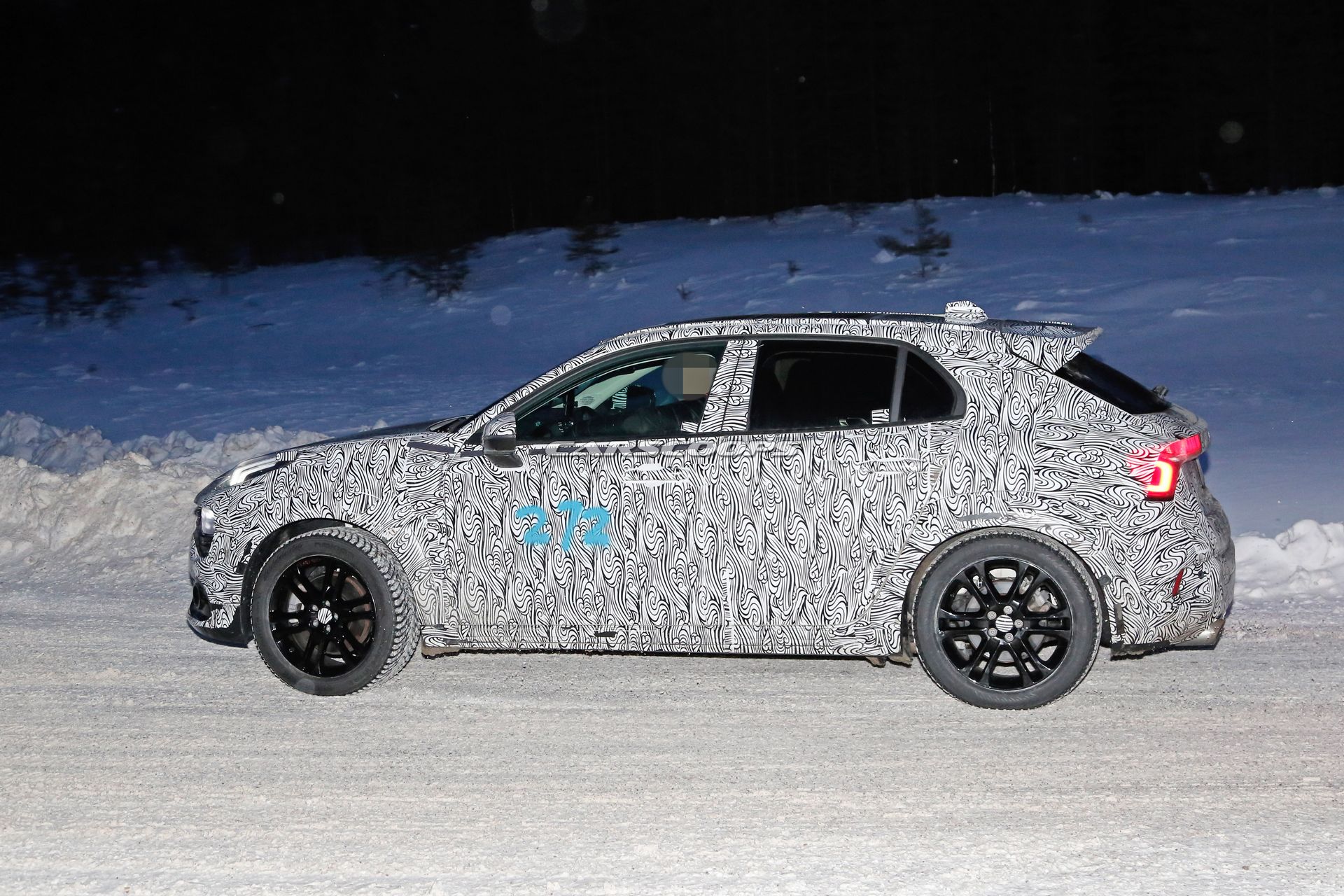 Lynk & Co 04 hatchback resim galerisi (14.01.2018)