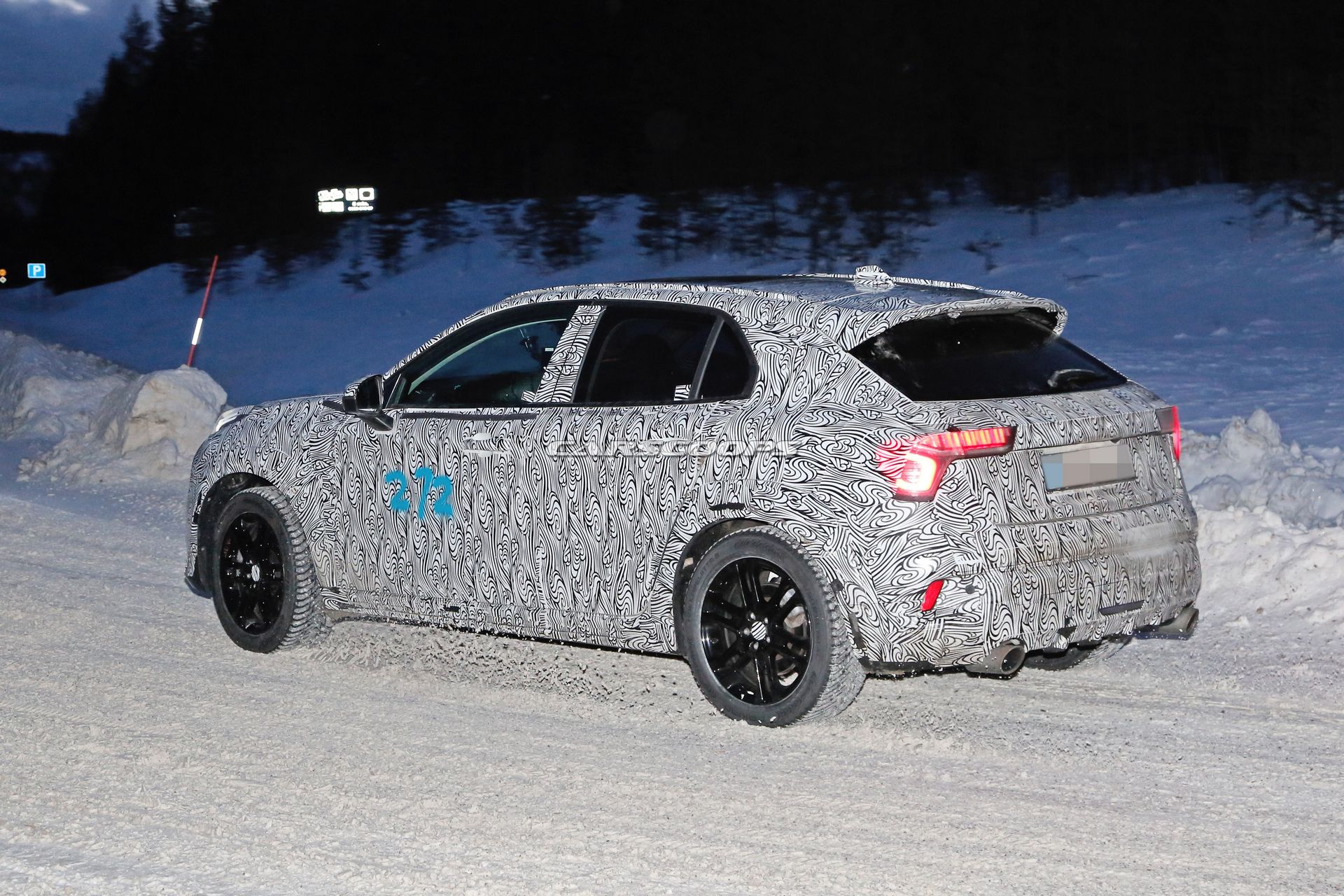 Lynk & Co 04 hatchback resim galerisi (14.01.2018)