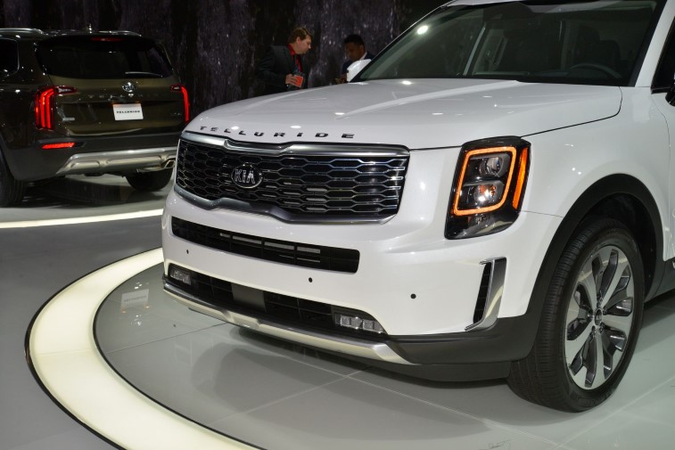 2020 Kia Telluride SUV resim galerisi (16.01.2018)