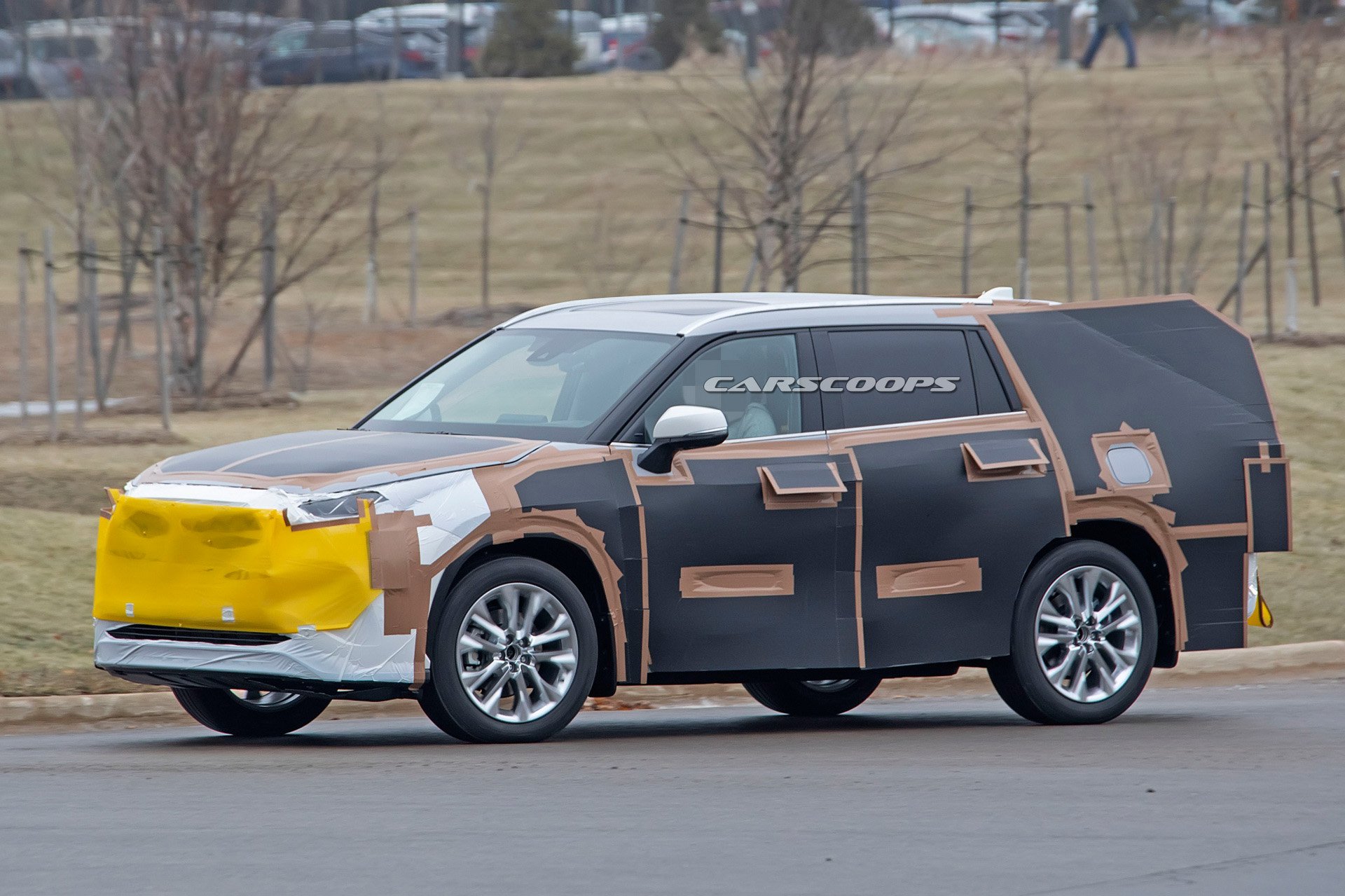 2020 Toyota Highlander resim galerisi (17.01.2018)
