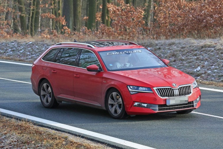 2019 Skoda Superb resim galerisi (12.02.2019)
