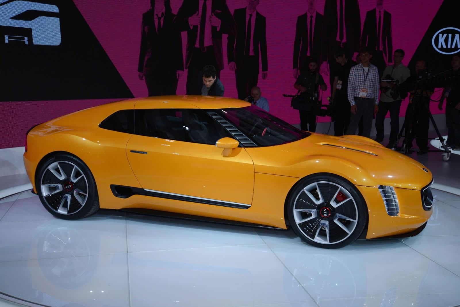 KA GT4 STNGER CONCEPT RESM GALERS