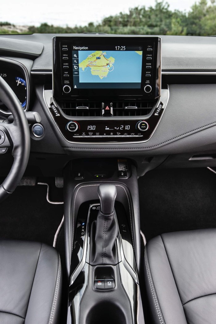 2019 Toyota Corolla resim galerisi (25.02.2019)