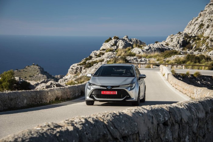 2019 Toyota Corolla resim galerisi (25.02.2019)