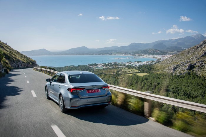 2019 Toyota Corolla resim galerisi (25.02.2019)