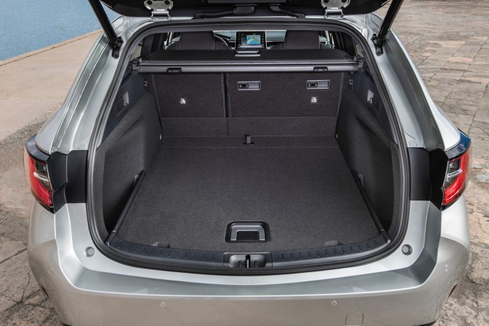 2019 Toyota Corolla resim galerisi (25.02.2019)