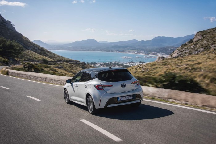 2019 Toyota Corolla resim galerisi (25.02.2019)