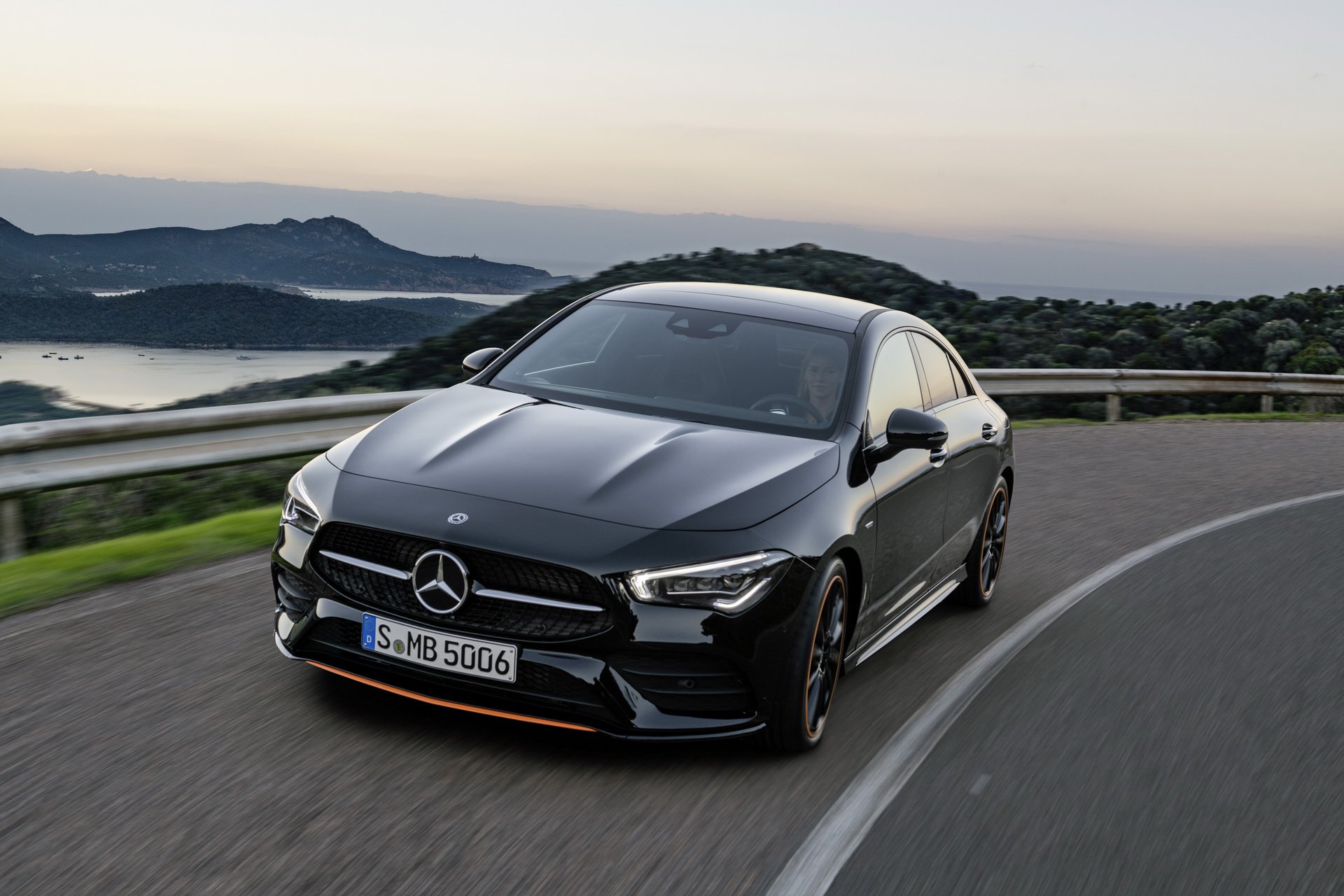 2019 Mercedes-Benz CLA resim galerisi (04.03.2019)
