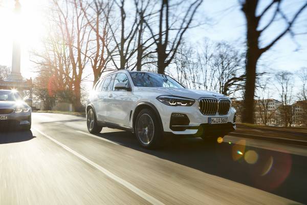 BMW'nin ikinci nesil hibrit modelleri - Cenevre resim galerisi (06.03.2019)