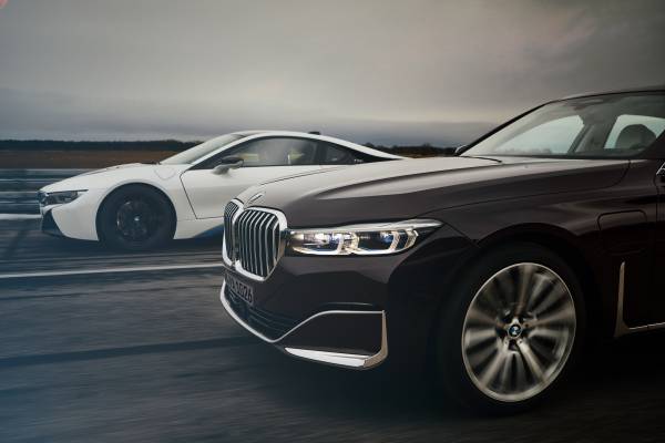 BMW'nin ikinci nesil hibrit modelleri - Cenevre resim galerisi (06.03.2019)