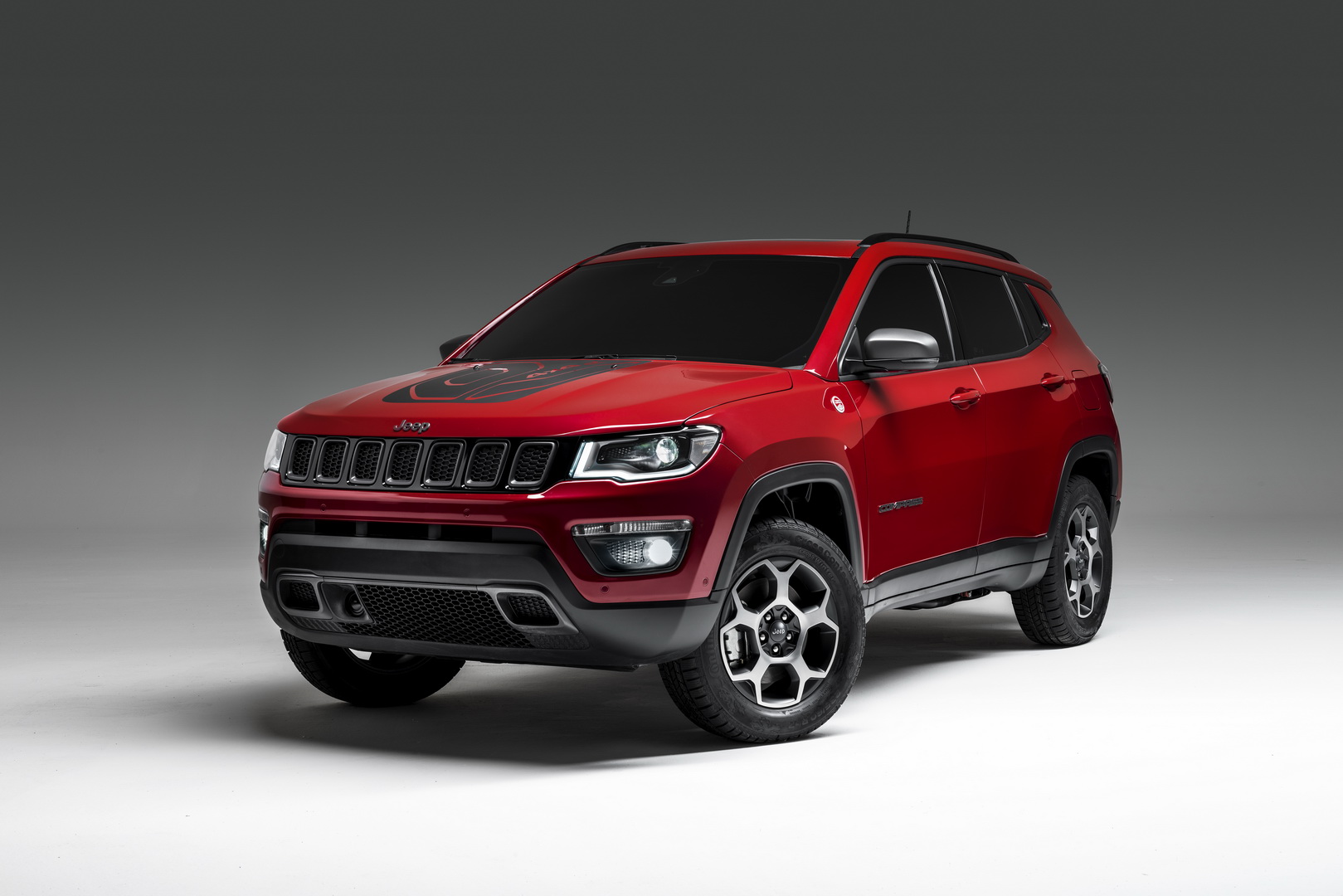 Yeni Jeep Renegade ve Compass Plug-in Hibrit Versiyonlar resim galerisi