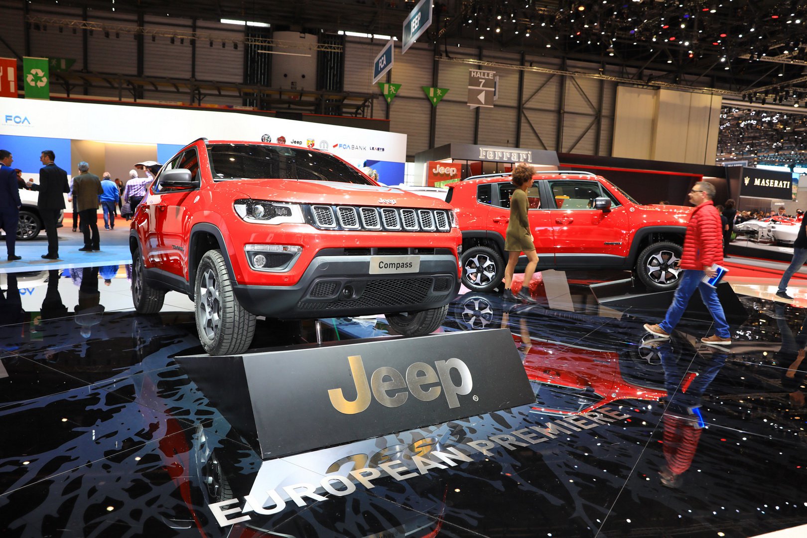 Yeni Jeep Renegade ve Compass Plug-in Hibrit Versiyonlar resim galerisi