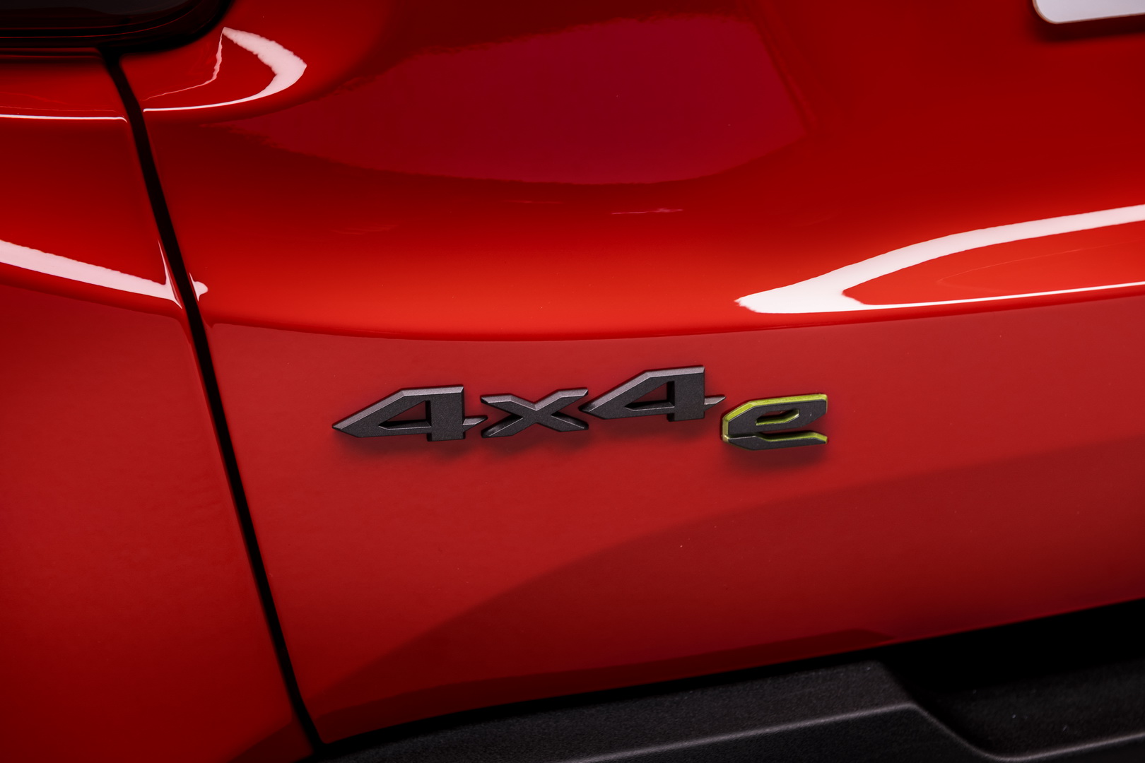 Yeni Jeep Renegade ve Compass Plug-in Hibrit Versiyonlar resim galerisi