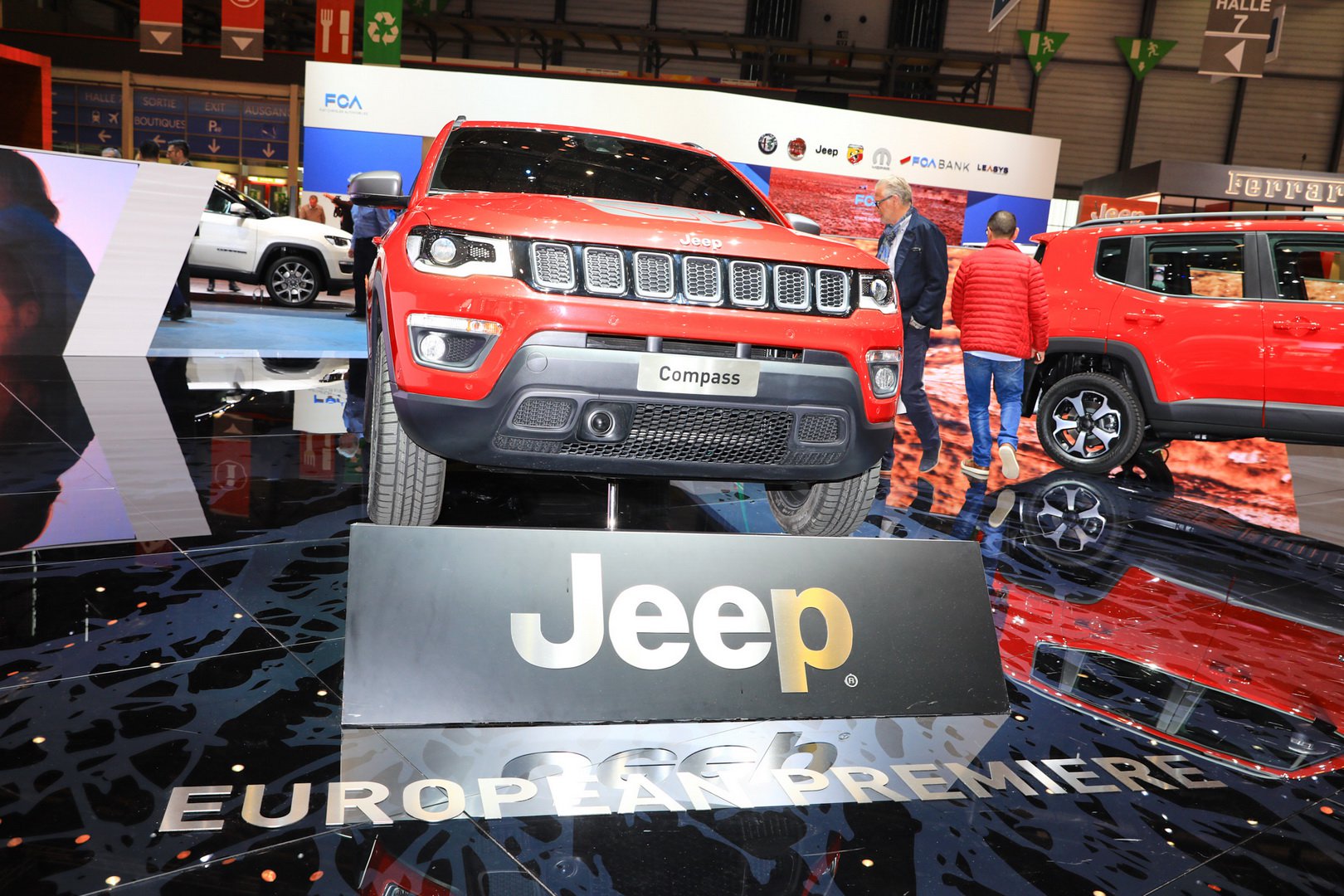 Yeni Jeep Renegade ve Compass Plug-in Hibrit Versiyonlar resim galerisi