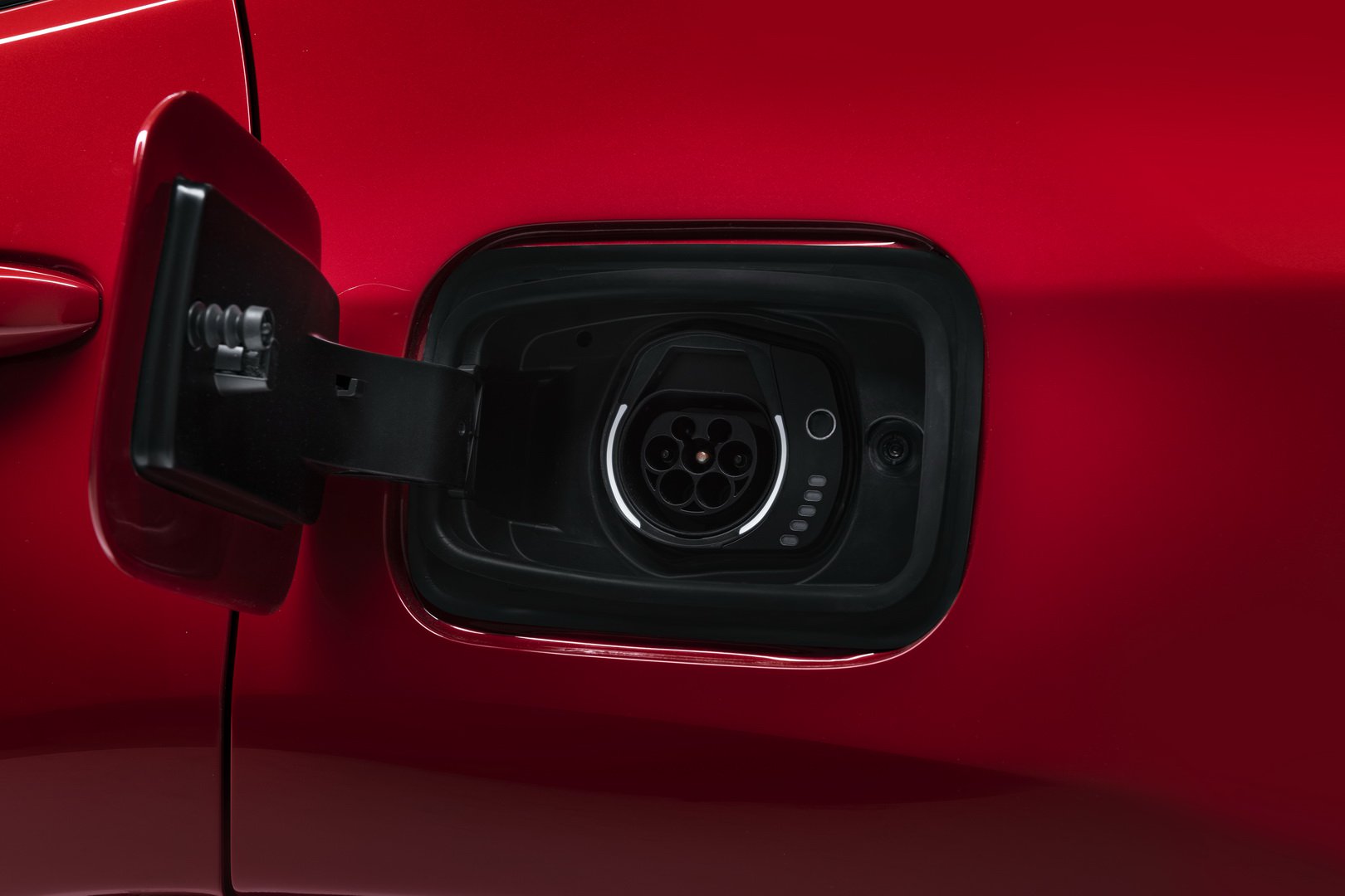 Yeni Jeep Renegade ve Compass Plug-in Hibrit Versiyonlar resim galerisi