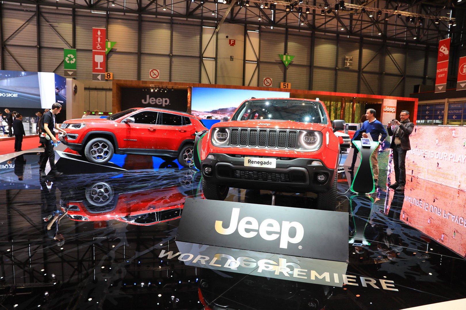 Yeni Jeep Renegade ve Compass Plug-in Hibrit Versiyonlar resim galerisi
