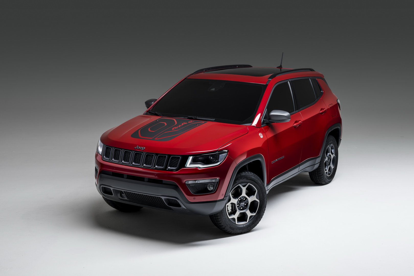 Yeni Jeep Renegade ve Compass Plug-in Hibrit Versiyonlar resim galerisi