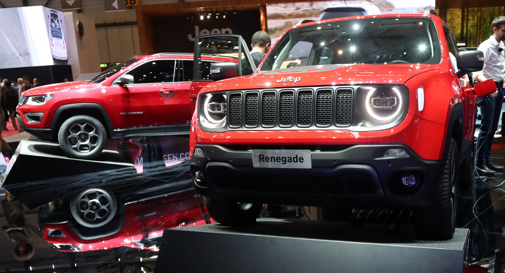 Yeni Jeep Renegade ve Compass Plug-in Hibrit Versiyonlar resim galerisi