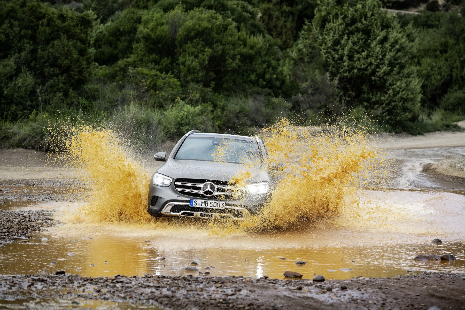 2020 Mercedes GLC resim galerisi (08.03.2019)