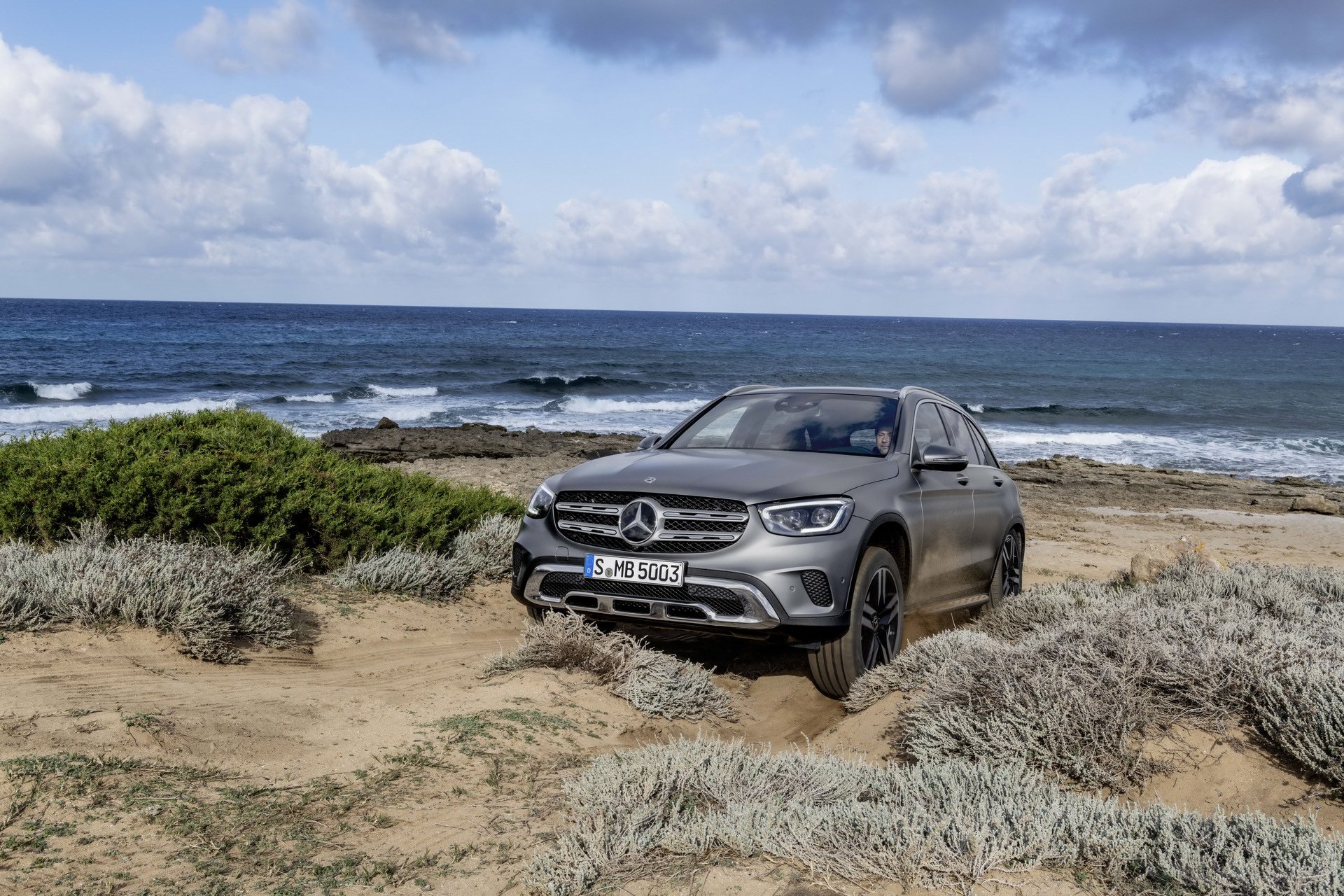 2020 Mercedes GLC resim galerisi (08.03.2019)
