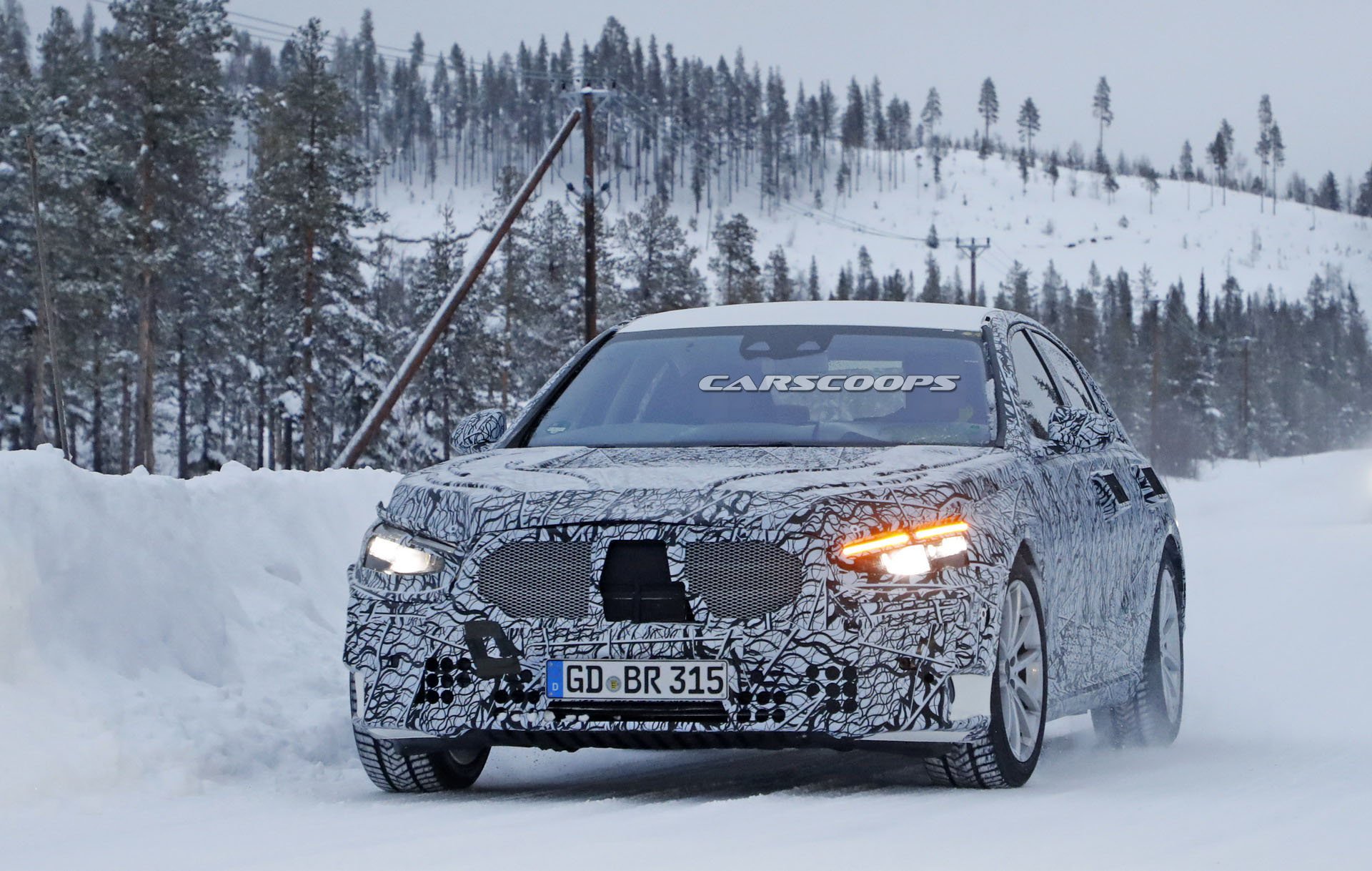 2020 Mercedes S-Serisi resim galerisi (11.03.2019)
