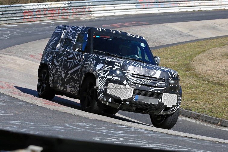 2020 Land Rover Defender 110  resim galerisi