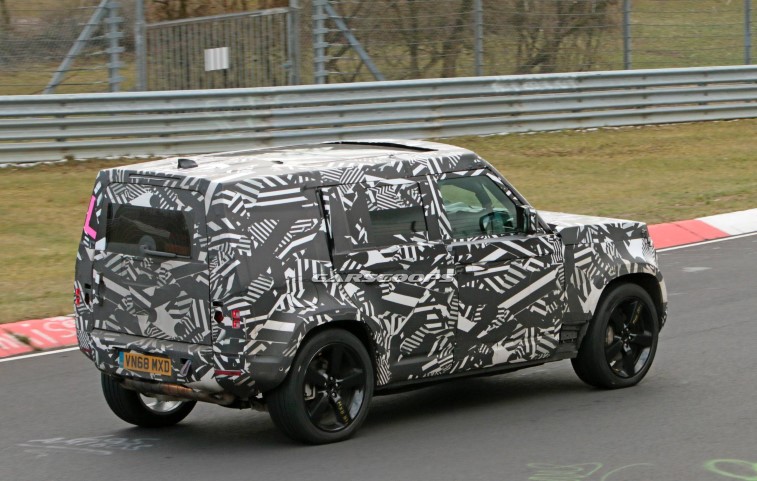 2020 Land Rover Defender 110  resim galerisi