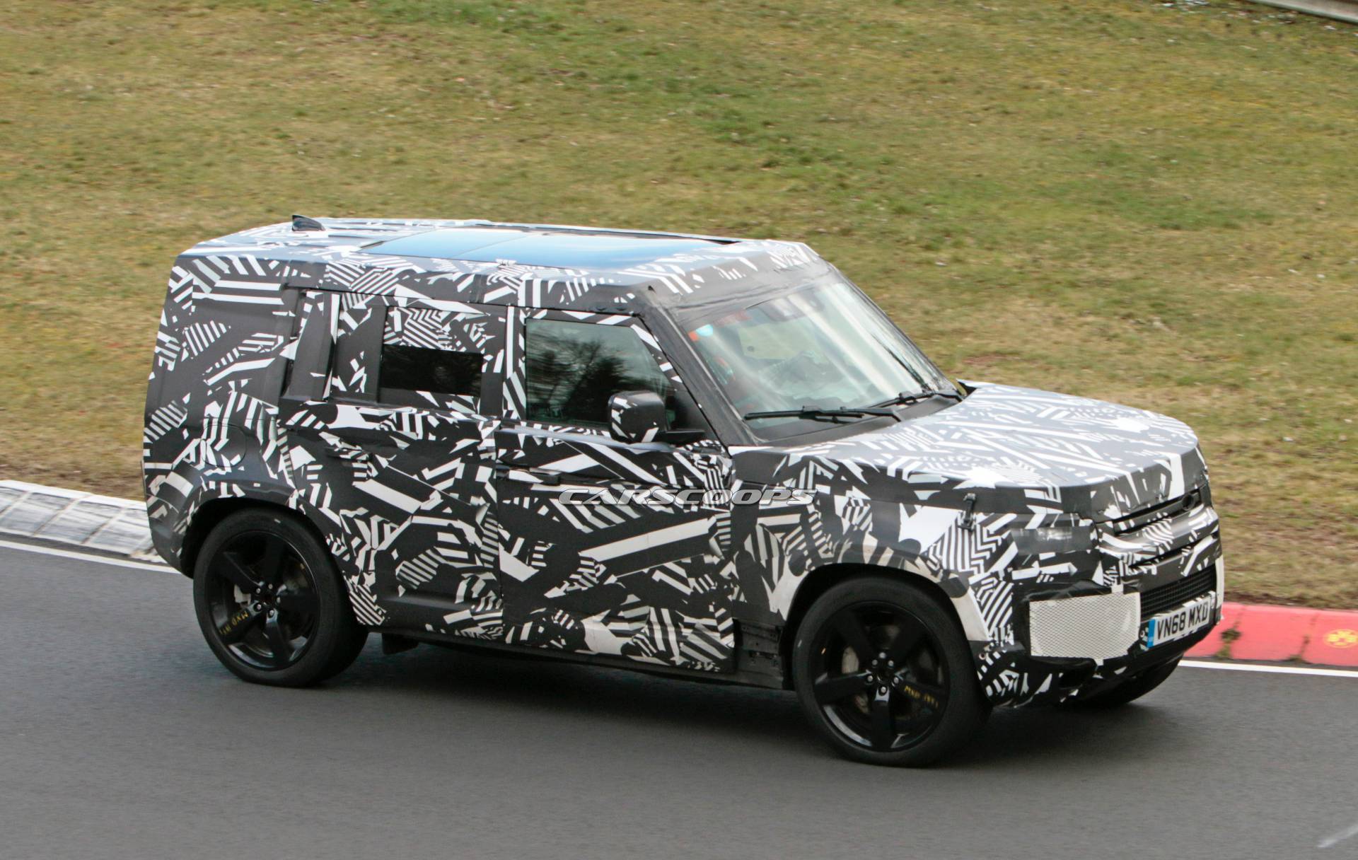 2020 Land Rover Defender 110  resim galerisi