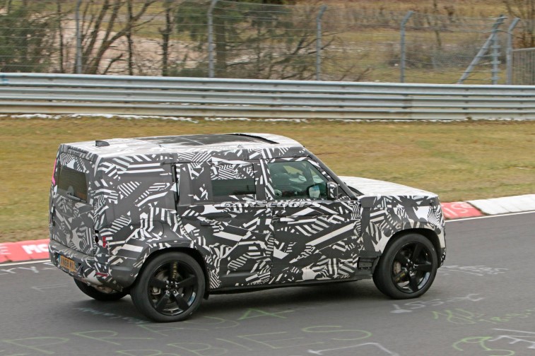 2020 Land Rover Defender 110  resim galerisi
