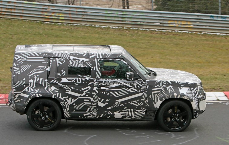2020 Land Rover Defender 110  resim galerisi