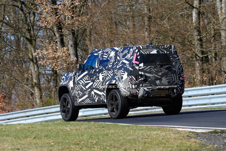 2020 Land Rover Defender 110  resim galerisi