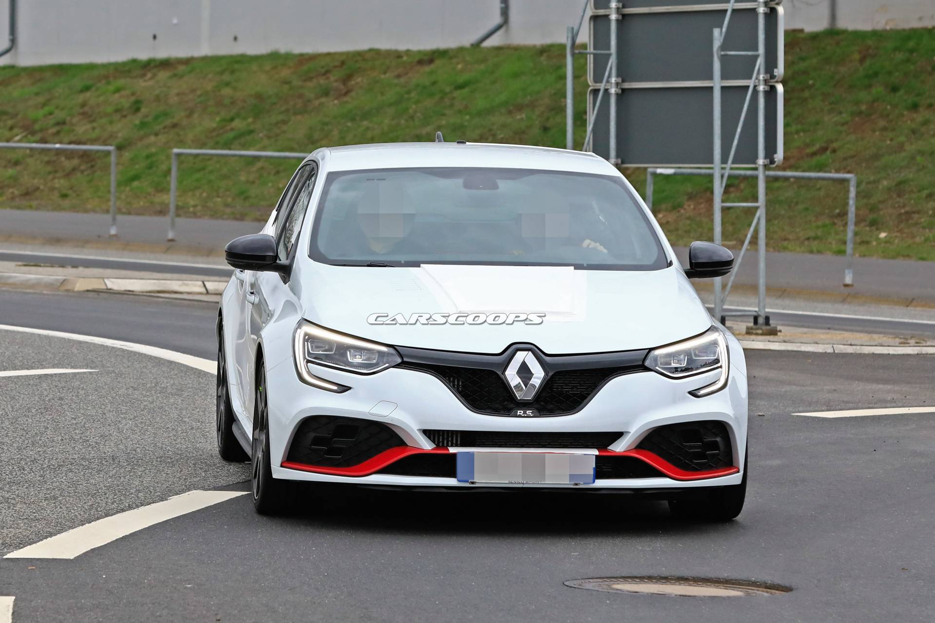 Renault Megane RS Trophy-R