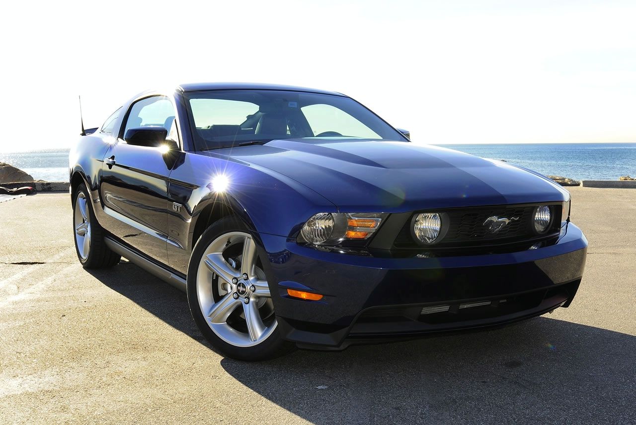 FORD MUSTANG (2010) GALER