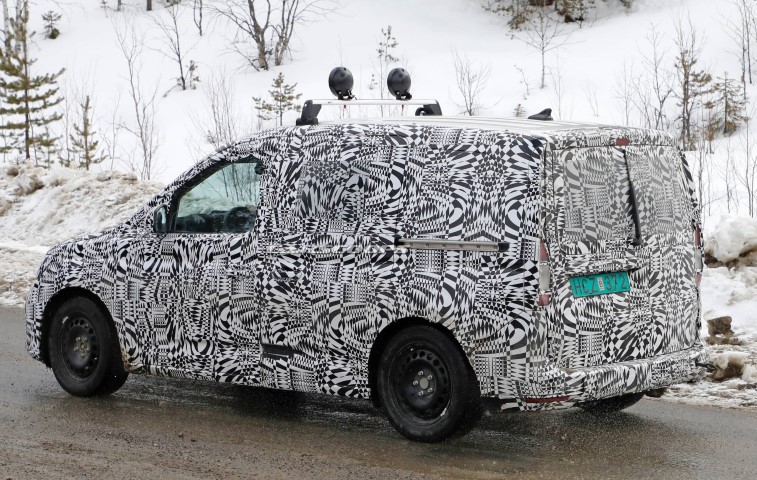 Yeni 2021 VW Caddy resim galerisi