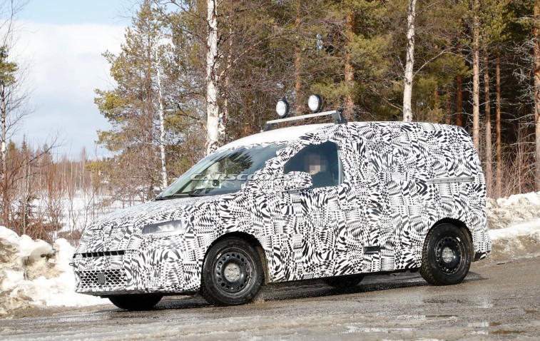 Yeni 2021 VW Caddy resim galerisi