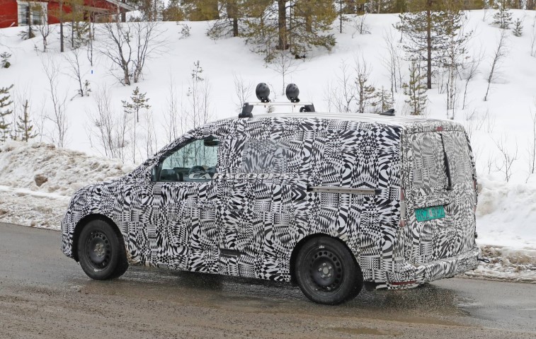 Yeni 2021 VW Caddy resim galerisi
