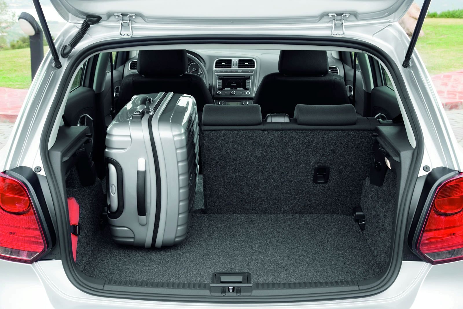 VOLKSWAGEN POLO GALER