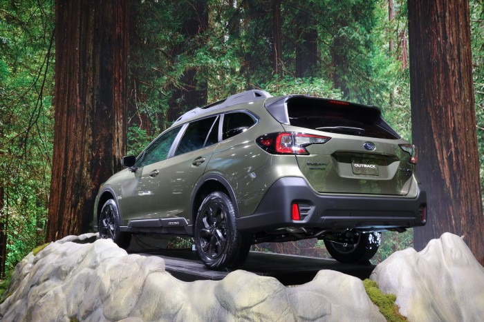 2020 Subaru Outback resim galerisi (18.04.2019)