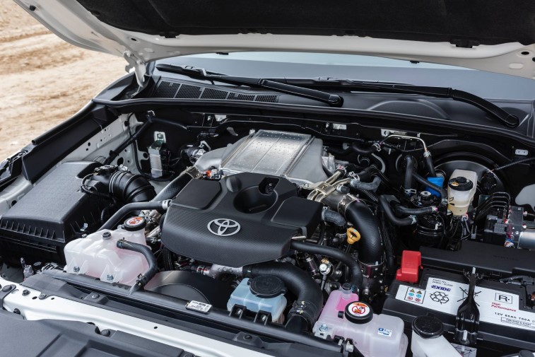 Toyota Hilux Special Edition resim galerisi (23.04.2019)