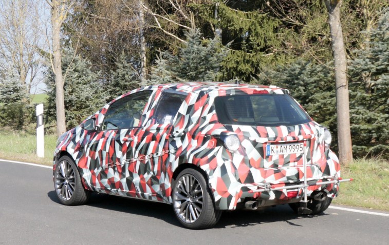 Toyota Yaris resim galerisi (29.04.2019)