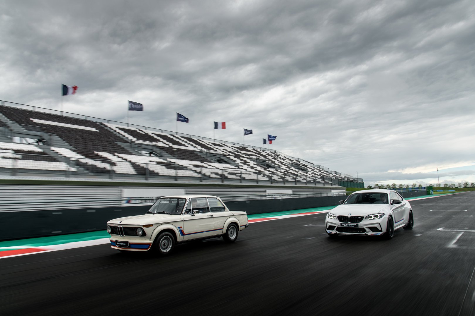 BMW M2 Competition Heritage Edition resim galerisi