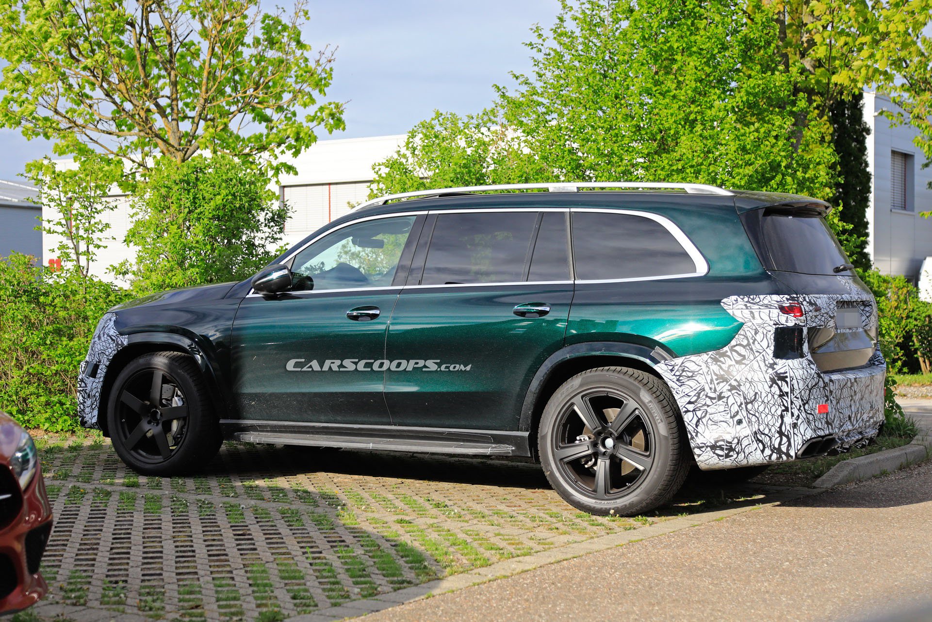 2020 Mercedes-AMG GLS 63 resim galerisi 