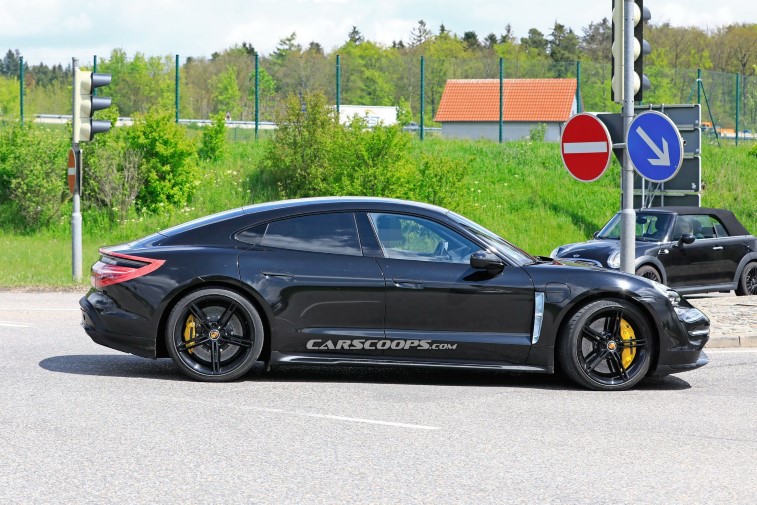 Yeni Porsche Taycan resim galerisi (06.05.2019)