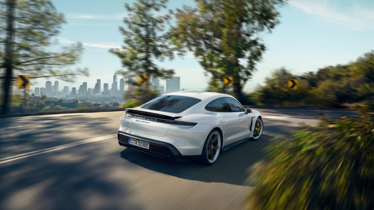 Yeni Porsche Taycan resim galerisi (06.05.2019)