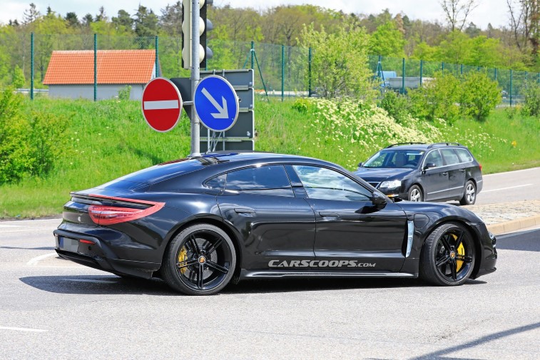 Yeni Porsche Taycan resim galerisi (06.05.2019)